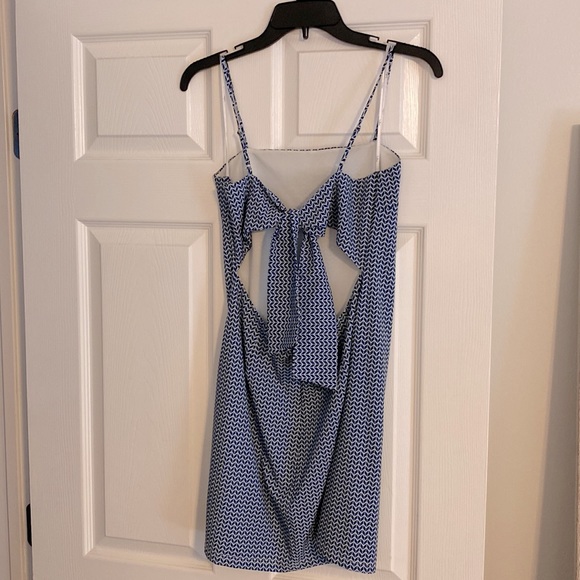 Lulus backless mini dress with a tie back - Picture 2 of 2